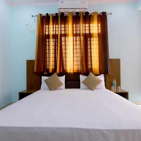 Hotel Comfort Inn Homestay Дехрадун Екстериор снимка