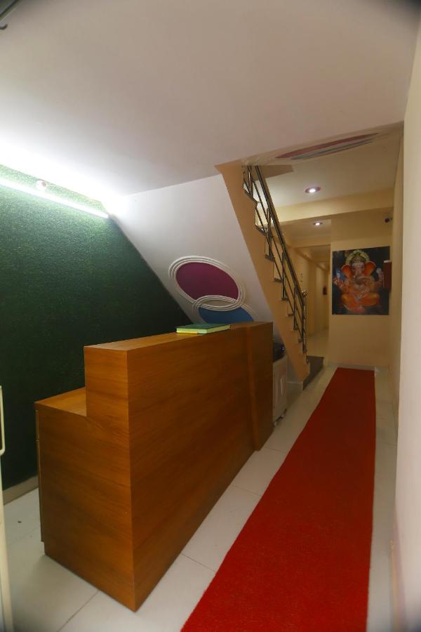 Hotel Comfort Inn Homestay Дехрадун Екстериор снимка